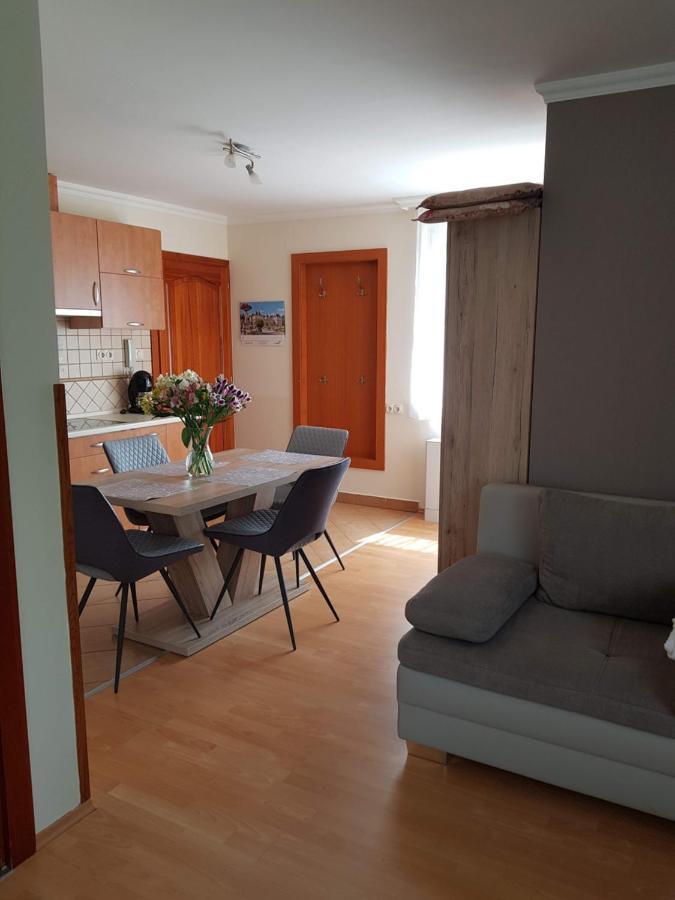 Elek Apartmanhaz Hajdúszoboszló Buitenkant foto