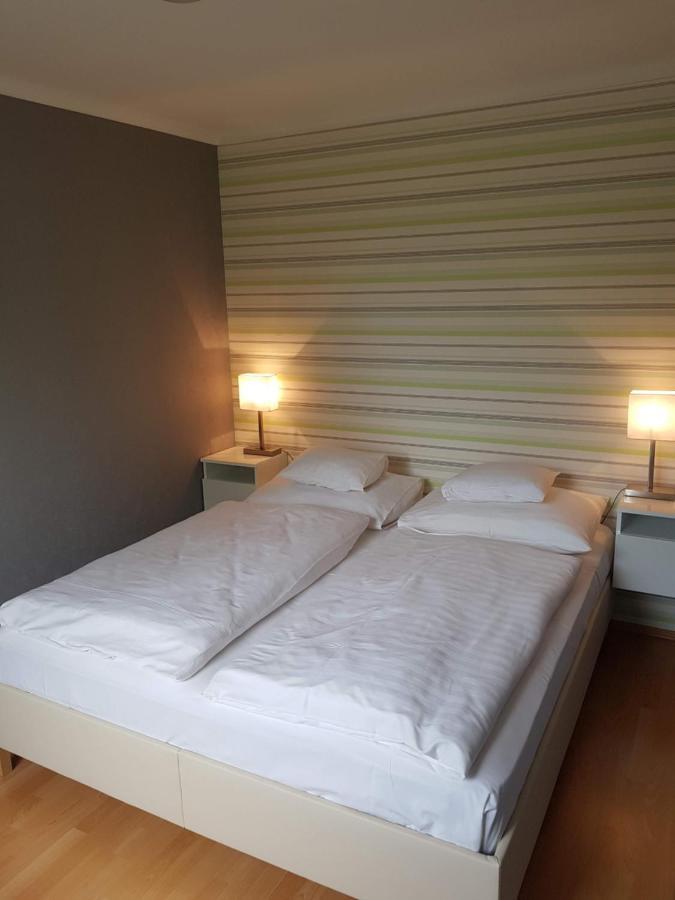 Elek Apartmanhaz Hajdúszoboszló Buitenkant foto